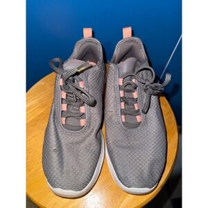 Nike Air Max Motion 2 Grey‎ Coral Pink Gold Womens Size 7 Running Shoes
